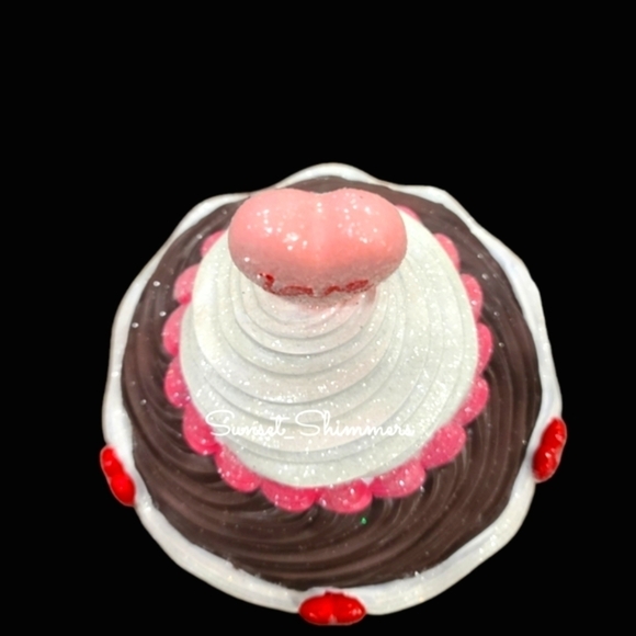 Christmas Pink Light Up Sugared Chocolate CUPCAKE GINGERBREAD House New - Picture 10 of 14